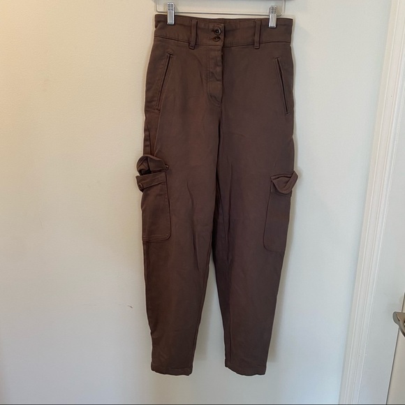 Aritzia Modern Cargo Pant - Picture 5 of 12